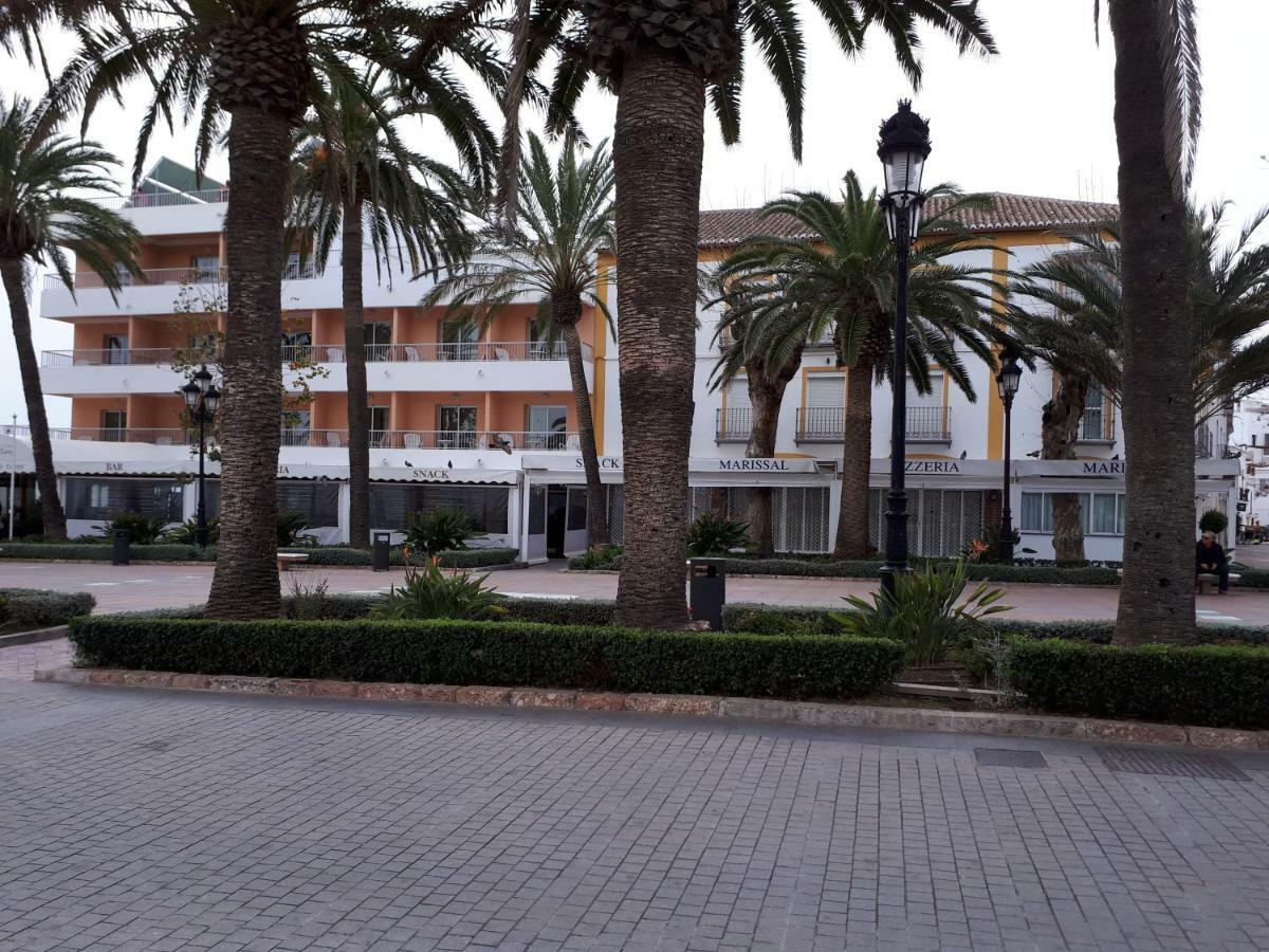 Calle Antonio Millón Nerja Exterior foto